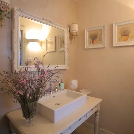 Corte Delle Cicale Bed & Breakfast