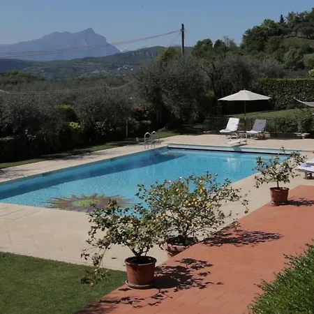 Corte Delle Cicale Bed and Breakfast *